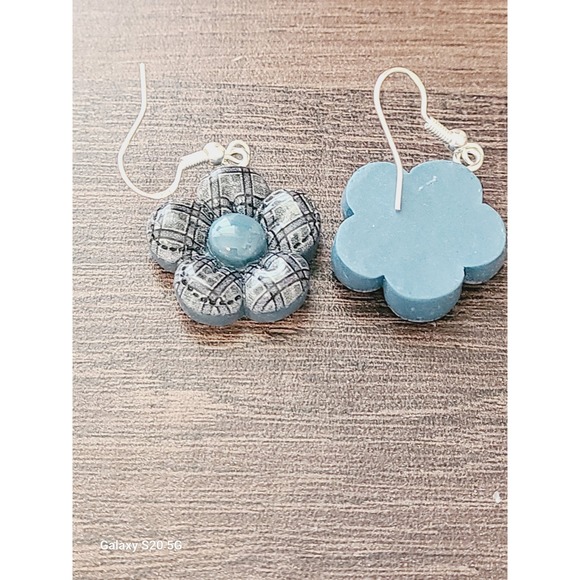 Handmade Blue Plaid Flower Resin Drop Earrings Silver French Hook Floral Dangle - Picture 7 of 9